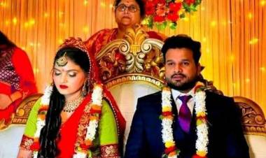 Bhojpuri actor Ritesh Pandey  tied engagement with Vaishali Pandey soon to tie the knot