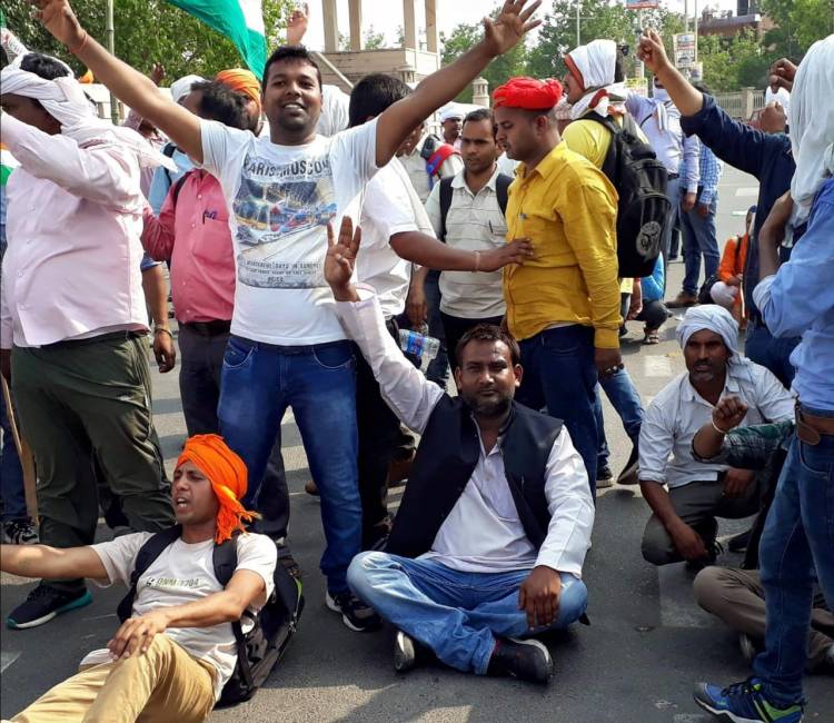 Bhartiya berojgar party is struggling to get jobs for B.Ed. TET 2011 | time today