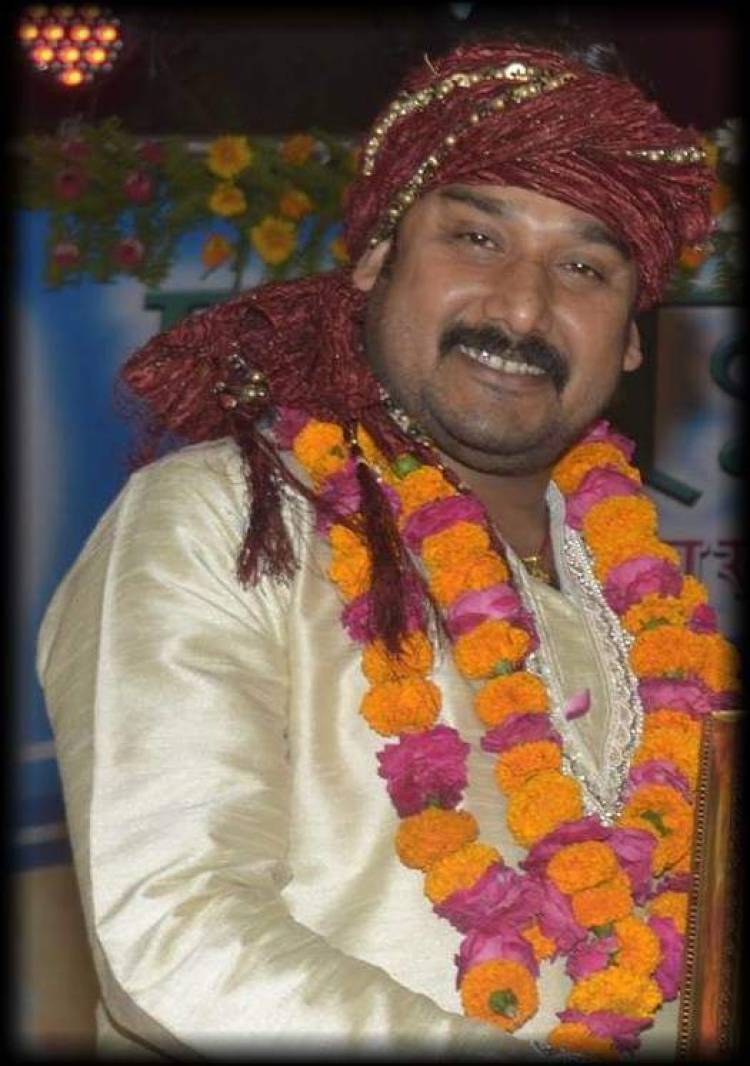 "Chhath Mayaya Gayelu Lubhay", a song by folk singer Gopal Rai, became popular